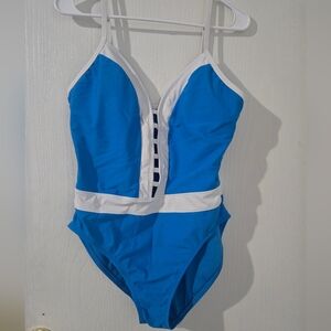 Size 12 Bleu Rod Beattie and White Ome Piece Bathingsuit. Padded.